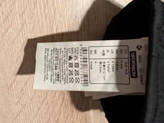 Botas y manoplas nieve bebé