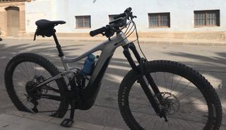 Bicicleta Eléctrica Giant Trance E+ Pro 29