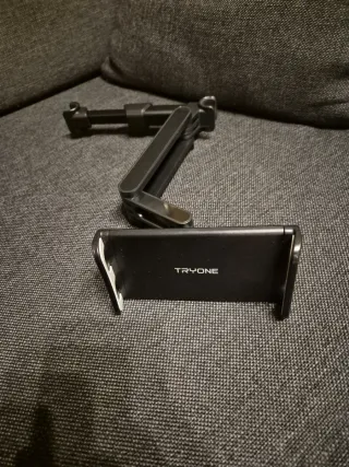 porta cellulare e smartphone regolabile