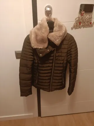 Abrigo Tintoretto verde militar con pelo