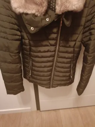 Abrigo Tintoretto verde militar con pelo