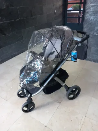 Carrito de Bebé semi nuevo  3 en 1