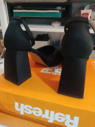 Zapatos de tacón cuadrado