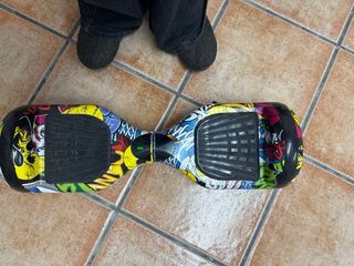 Hoverboard con diseño graffiti