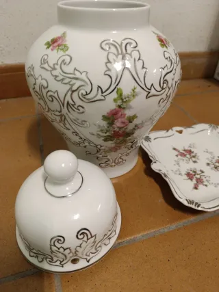 Juego Tibor y Plato Porcelana plateado