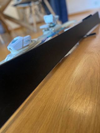 Esquís Wedze 148cm con fijaciones 1 uso. Nuevos