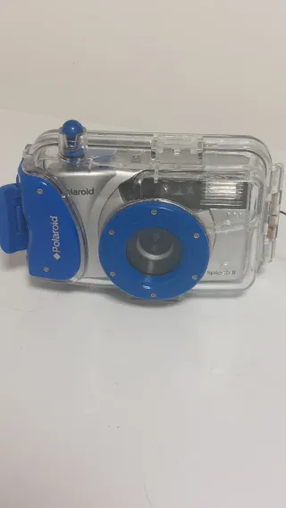 Cámara Polaroid Splash II con carcasa