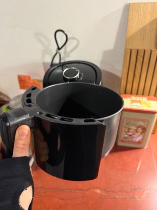 Freidora de aire Silver Crest negra 3 Litros.