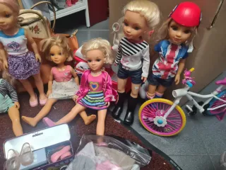 Muñecas Nancy y accesorios