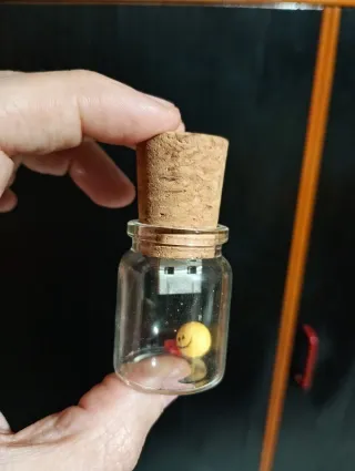 Chiavetta USB a forma di bottiglietta