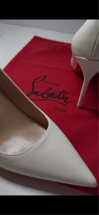 Tacones Christian Louboutin Suela Roja Talla 39