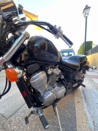 Honda VT600 Shadow - Buen estado