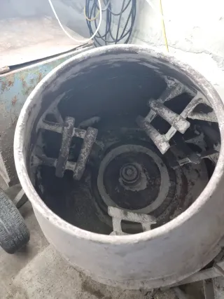 Hormigonera grande industrial