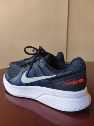 Nike Run Swift 2. Zapatillas Hombre Talla 44