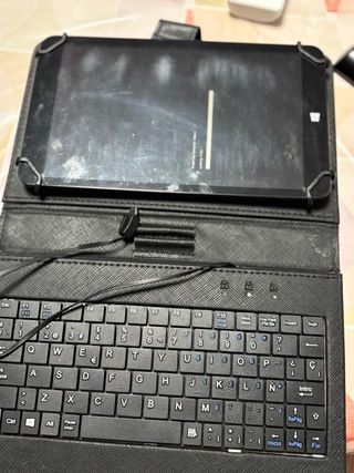 Tableta Airis WinPAD 81W Negra