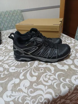 Salomon X Ultra Pioneer Talla 46 phantom/black/