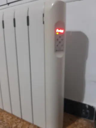 Radiador Eléctrico Blanco, prácticamente nuevo