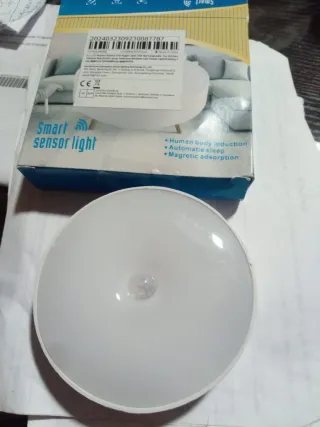 Lámpara con sensor, LED, USB NUEVOS