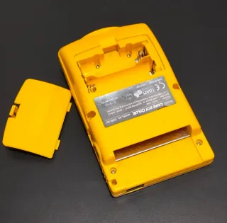 Game Boy Color Amarilla