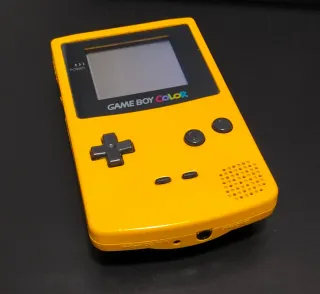 Game Boy Color Amarilla