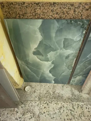 Placas de material decorativas