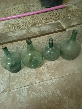 Placas de material decorativas