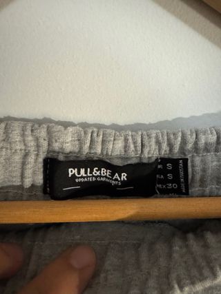 Pantalón de chándal Pull&Bear – Talla S