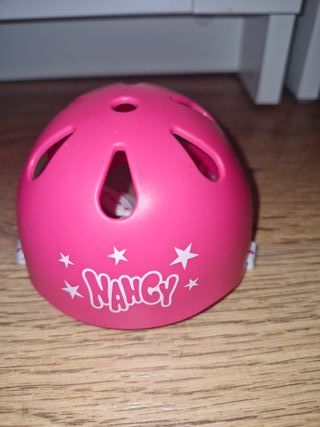 Muñeca Nancy patinadora con accesorios