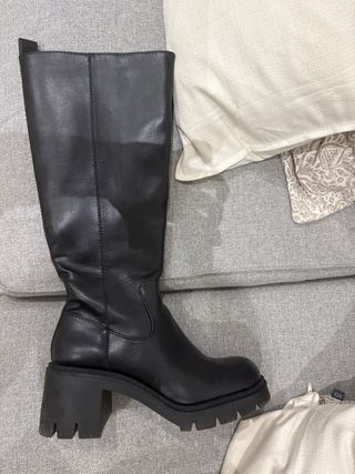 Botas altas negras Zara, numero 40