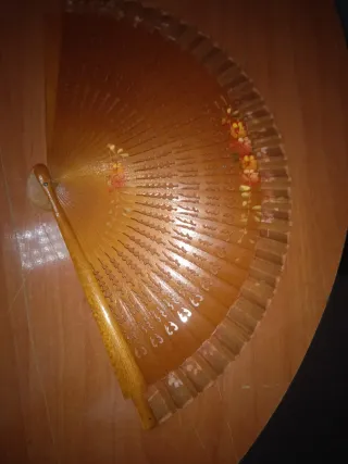Abanico de madera colección