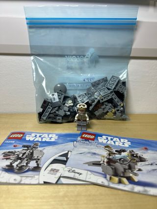 LEGO Star Wars 75298 AT-AT vs. Tauntaun