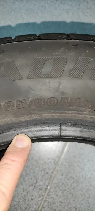 Neumático 185/60 R15 88H