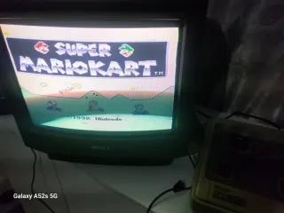 2 Juegos Super Nintendo: Mario Kart y Mario World