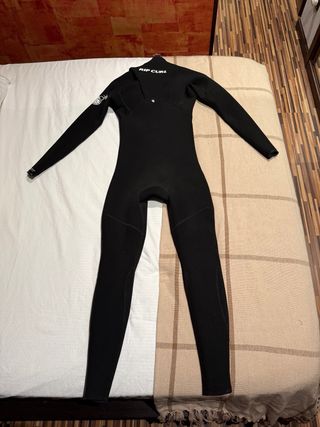 Neopreno Rip Curl E Bomb y Poncho Billabong