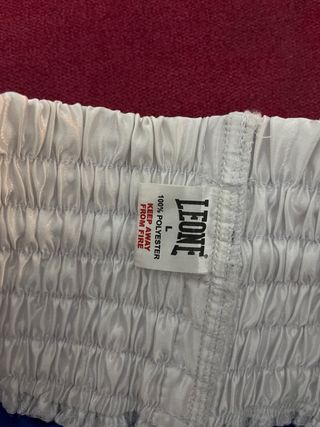 Guanti, pantaloncini e fasce Leone Boxe Leone