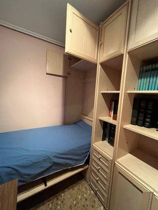 Armario modular con cama abatible