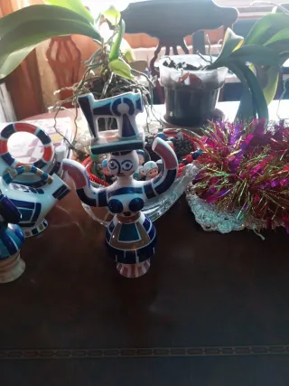 Figura Sargadelos Mujer Costurera