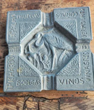 Cenicero Vintage Pichardo