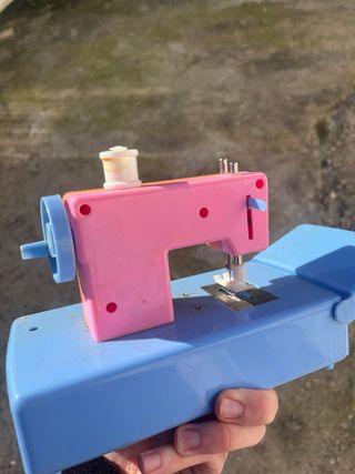 Máquina de coser de juguete Little Miss vintage
