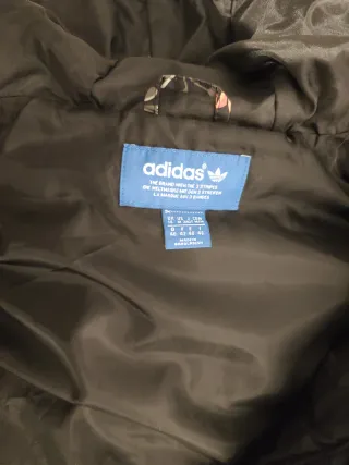 Chaleco talla M y bolso Adidas estampado floral