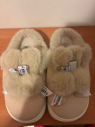 Zapatillas plataforma beige nuevas