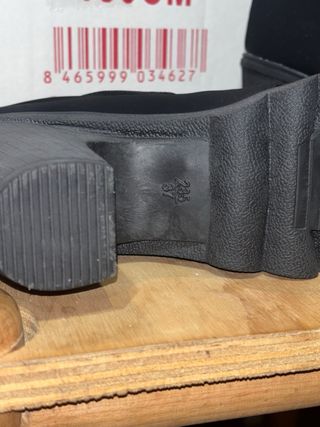 Botines de tacón negros