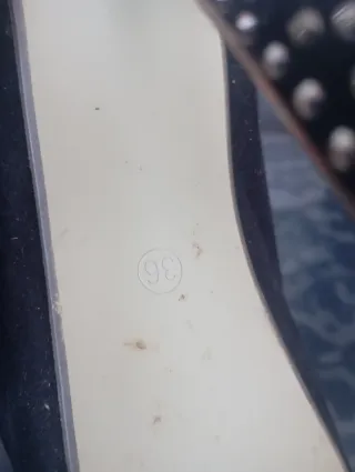 Zapatos de tacón Claudia negros