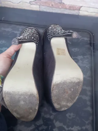 Zapatos de tacón Claudia negros