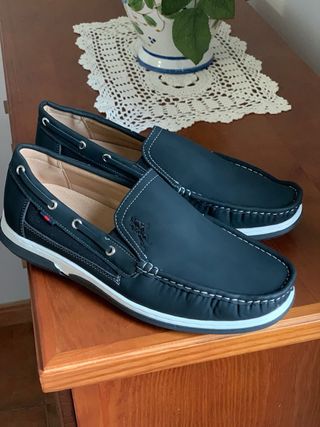Mocasines chico talla 40