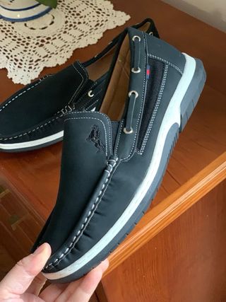 Mocasines chico talla 40