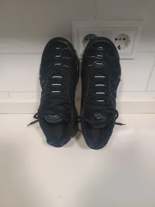Nike TN Air Max Plus Negras