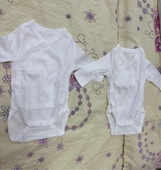 2 bodies de algodón manga larga bebés gemelos 0-1M