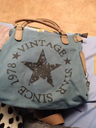 Bolso estilo vintage con estrella