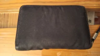 Cartera Loewe Negra y Gris